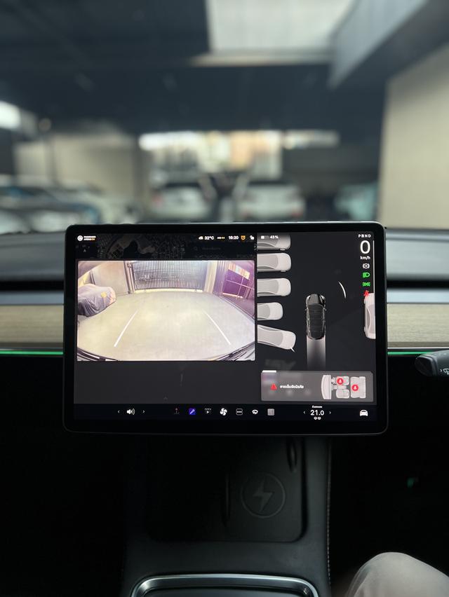 2023 Tesla Model Y Long Range 8