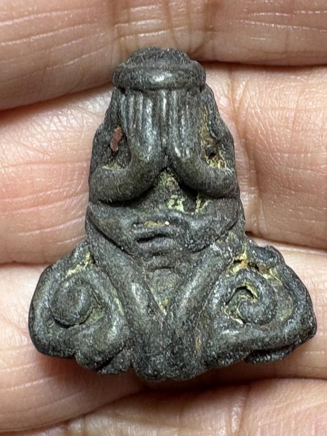 พระปิดตายันต์ยุ่ง เก่าไม่ทราบที่