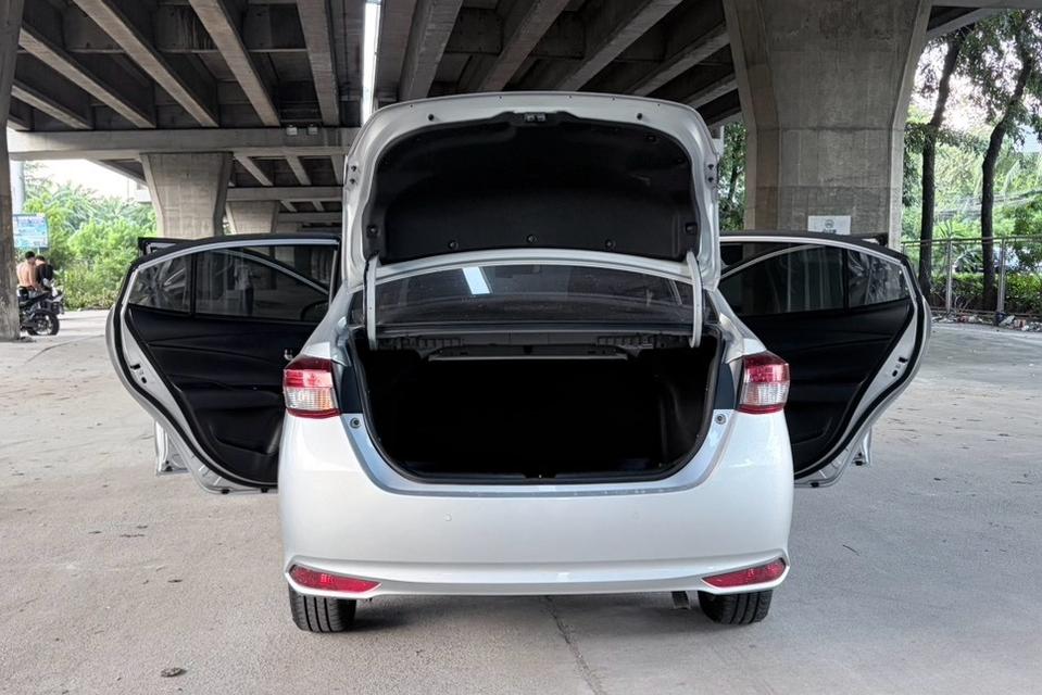 2019 Toyota Yaris ATIV 1.2 S Sedan AT รุ่นท๊อป ออฟชั่นจัดเต็มรอบคัน รูปที่ 7