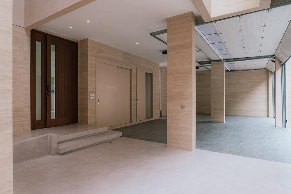 บ้านเดี่ยว 3 ชั้น ย่านสาทรถนนจันทน์ 2