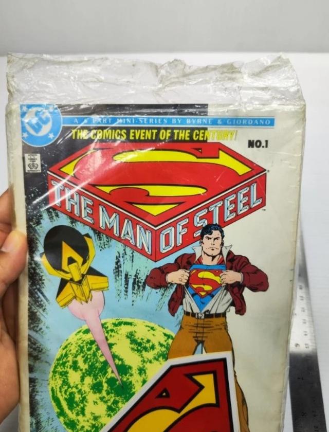 THE MAN OF STEEL DC COMIC BOOK No 1 THAI/ENGLISH 3