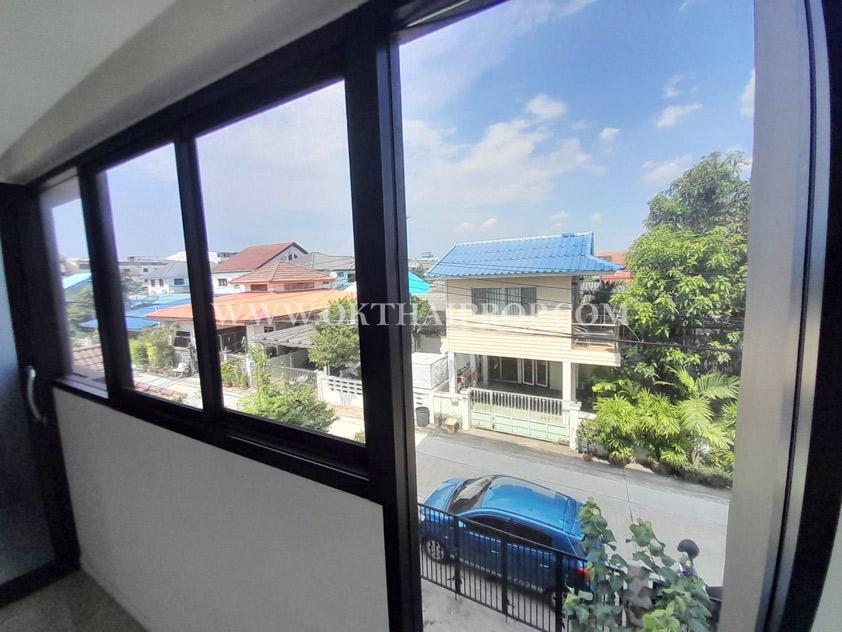 ทาวน์โฮมสร้างใหม่ 3 ชั้น ถ.ติวานนท์ 52 ท่าทราย เมืองนนทบุรี 10