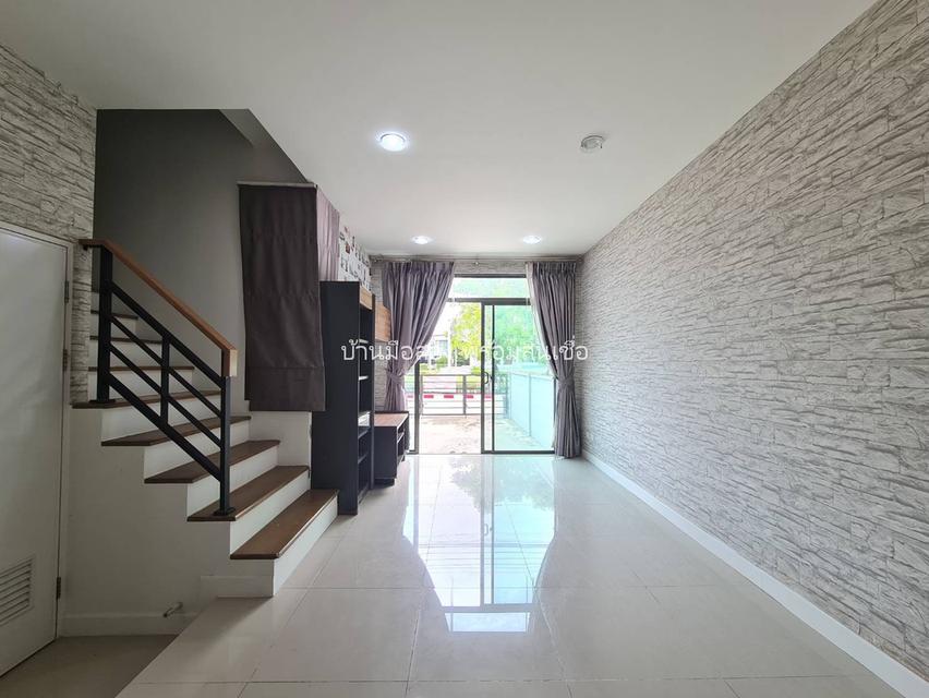 หมู่บ้านพลีโน่ รามอินทรา วงแหวน-จตุโชติ 12