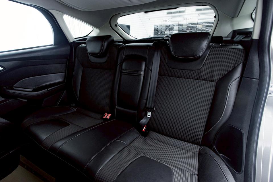 FORD FOCUS 2.0 S 5DR 2013 11