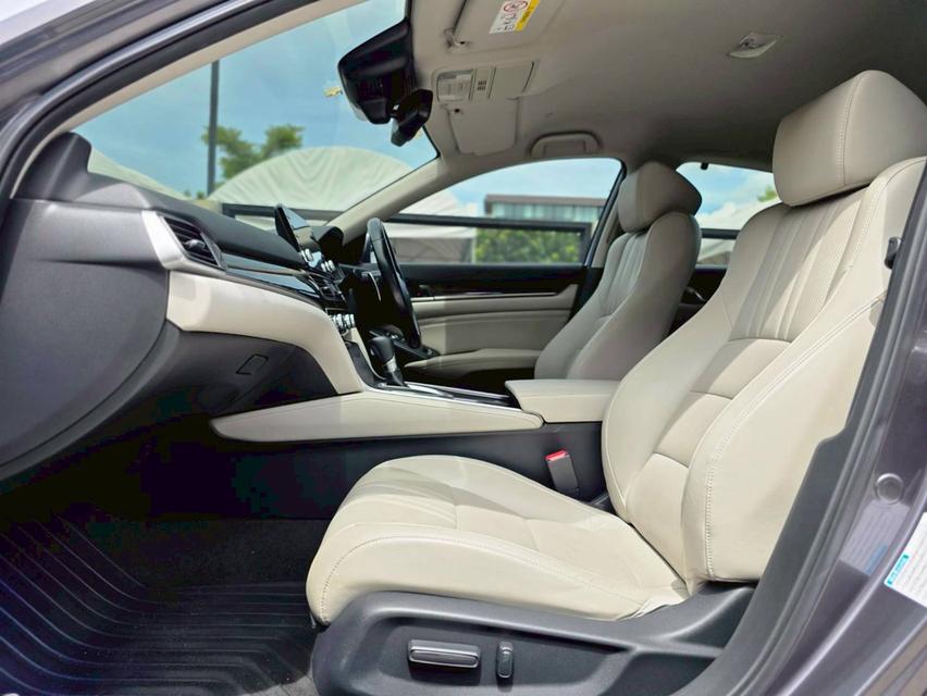 ขาย Honda Accord 2.0Hybrid ปี20 15