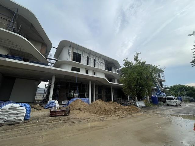ให้เช่าอาคาร 3 ชั้น มีลิฟท์ ย่านโยธินพัฒนา 3 เขตบางกะปิ ใกล้เลียบด่วน ( กำลังก่อสร้าง ) 2