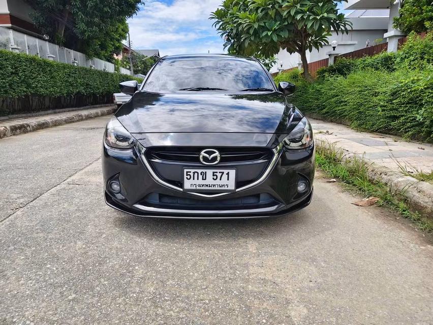 📢Mazda 2 Skyactiv ปี 2015 จด 2016📢เครื่อง 1.5 ดีเชล XD High Plus ตัวท็อป📢รถบ้านสวยๆ พร้อมใช้ ประหยัดมาก📢 Full Option ยางมิชลิน 4 เส้น รูปที่ 3