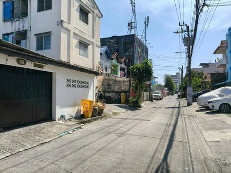 ขายที่ดิน พร้อมบ้าน ชั้นเดียว วชิรธรรมสาธิต 33 สุขุมวิท101/1 บางจาก 2