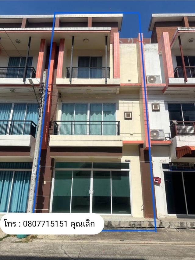 ขายบ้านทาวน์โฮม 3 ชั้น  1