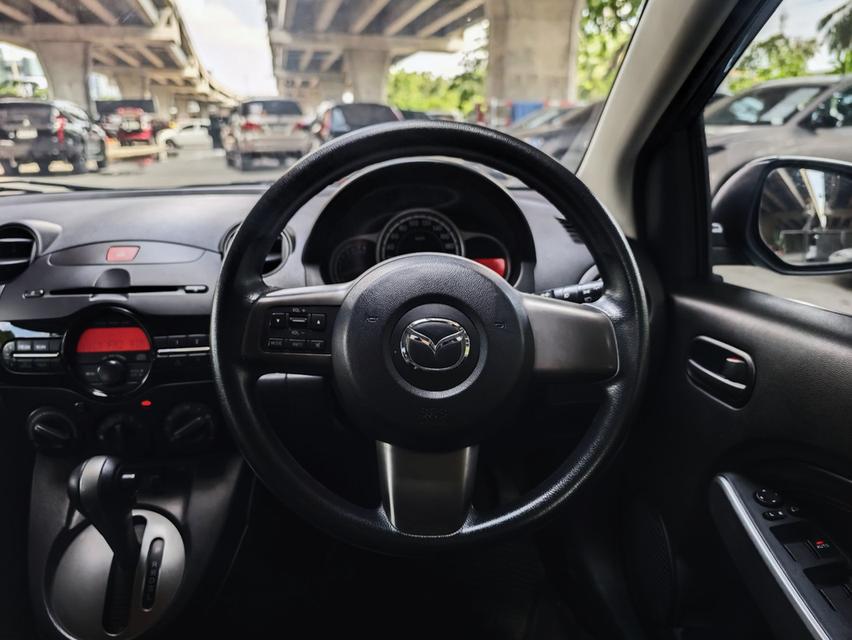 Mazda-2 Spirit Sport 1.5 Auto  Hatchback ปี 2013 รูปที่ 9