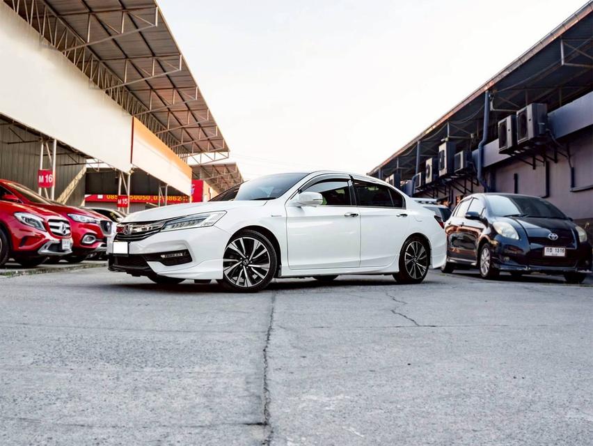 Honda Accord 2.0 Hybrid TECH AT ปี 2018✨ รุ่นท็อปสุด Hybrid ประหยัดสุด สภาพสวยมากกก