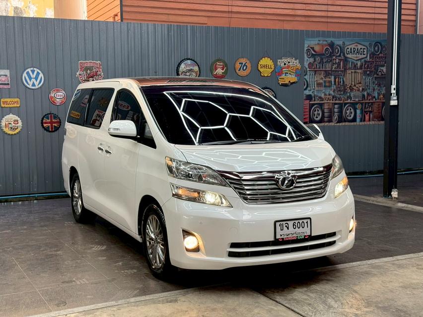 TOYOTA VELLFIRE 2.4 V ปี2011
