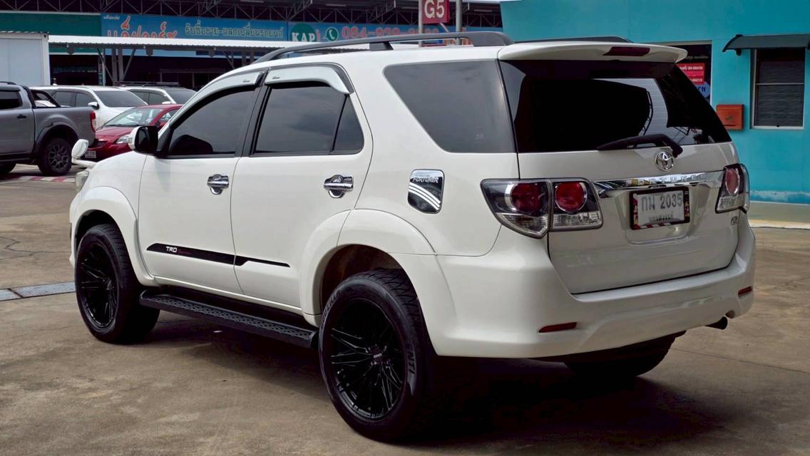  TOYOTA FORTUNER, 2.7 V ปี 2014 โฉม ปี11-15  8
