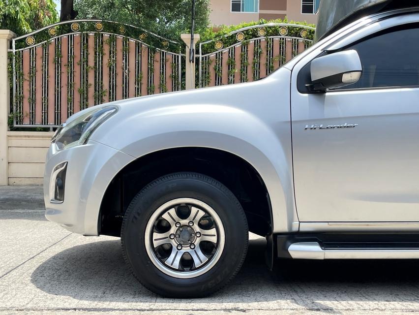 ISUZU D-MAX BLUE POWER SPACECAB HI-LANDER 1.9 DDI Z DVD (MNC) ปี 2017 เกียร์MT 6 Speed สภาพนางฟ้า รูปที่ 6