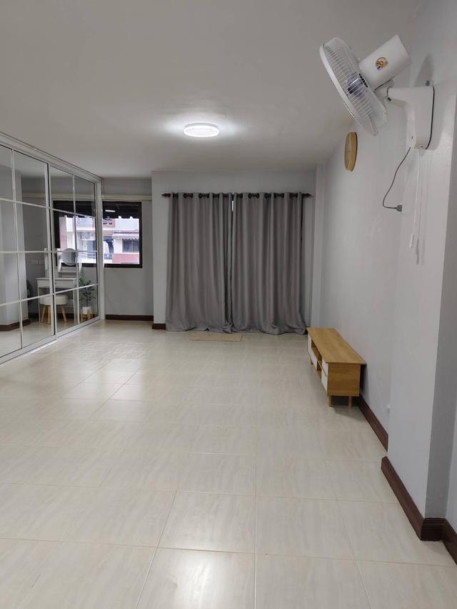 ให้เช่าคอนโด Dalin Place (ดาลิน เพลส) ขนาด 42.82 ตร.ม. ชั้น 4 1 ห้องนอน เฟอร์ใหม่ พร้อมอยู่ ห่าง BTS สายหยุด 200 เมตร ซ.พหลโยธิน69 12
