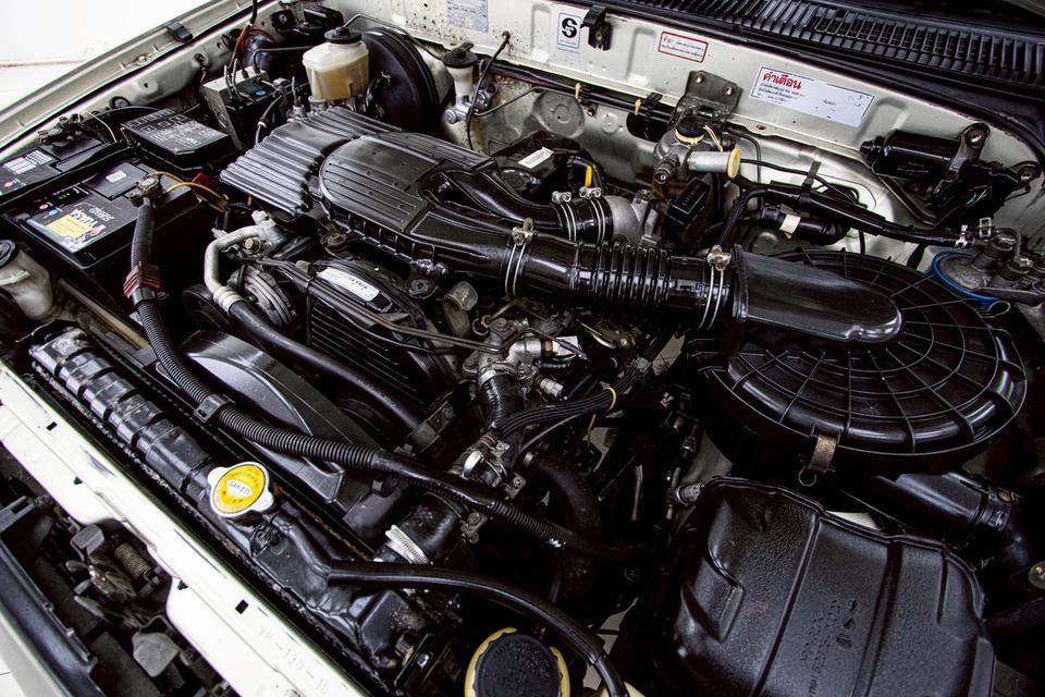 TOYOTA SPORT RIDER 3.0 SR 2000  16