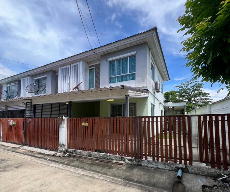 พฤกษาวิลล์ 44 บรมราชชนนี-ปิ่นเกล้า ทาวน์โฮมแปลงมุม 26.8 ตร.วา 3 นอน 2 น้ำ ใกล้โลตัส เซ็นทรัล ศาลายา