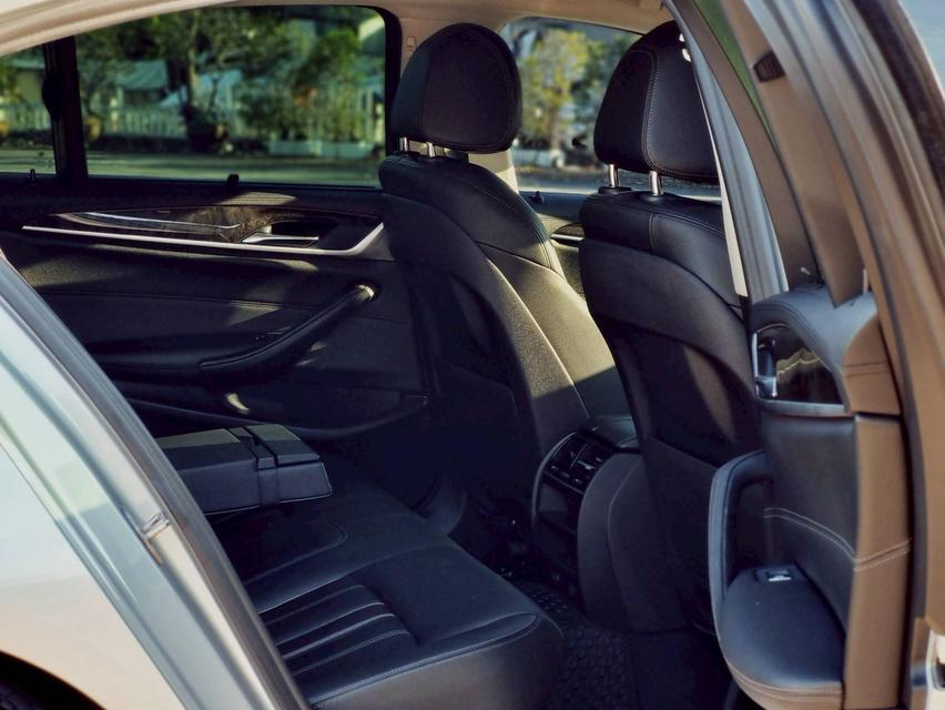 BMW 520d Sport Line (G30) ปี 2018 ไมล์ 13x,xxx km. 8