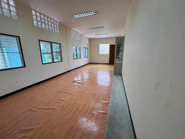 ให้เช่าโกดัง 200 ตรว. 1176 ตร.ม. นาคนิวาส ลาดพร้าว 71 ใกล้ Central Eastville, CDC เหมาะทำศูนย์กระจายสินค้า ออฟฟิศ สตูดิโ 6