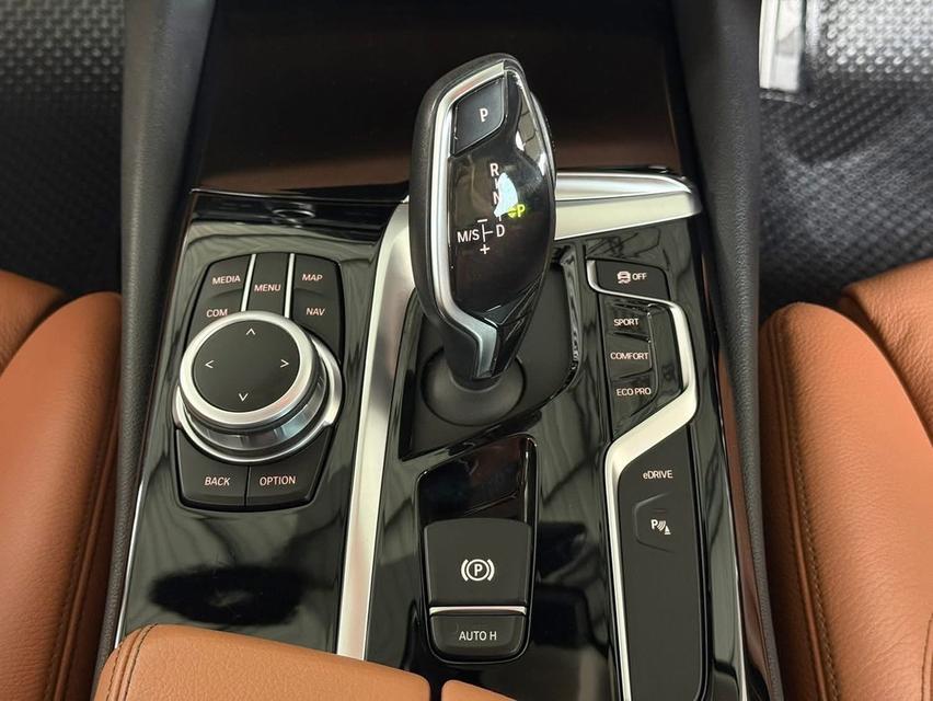 Bmw 530e 2.0Elite hybrid ปี19 รูปที่ 10