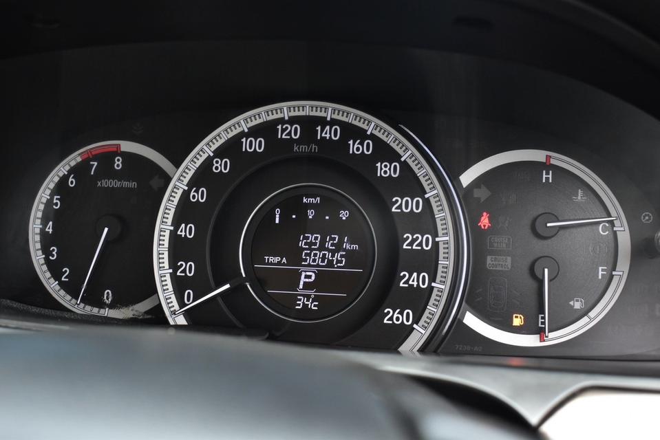 รหัสรถ PB8669 HONDA ACCOR 2.0 EL AUTO 2017 เบนซิน 12