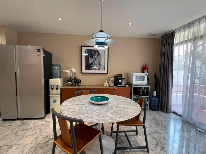 Townhouse for Sale, Soi 52 Pattanakarn 6