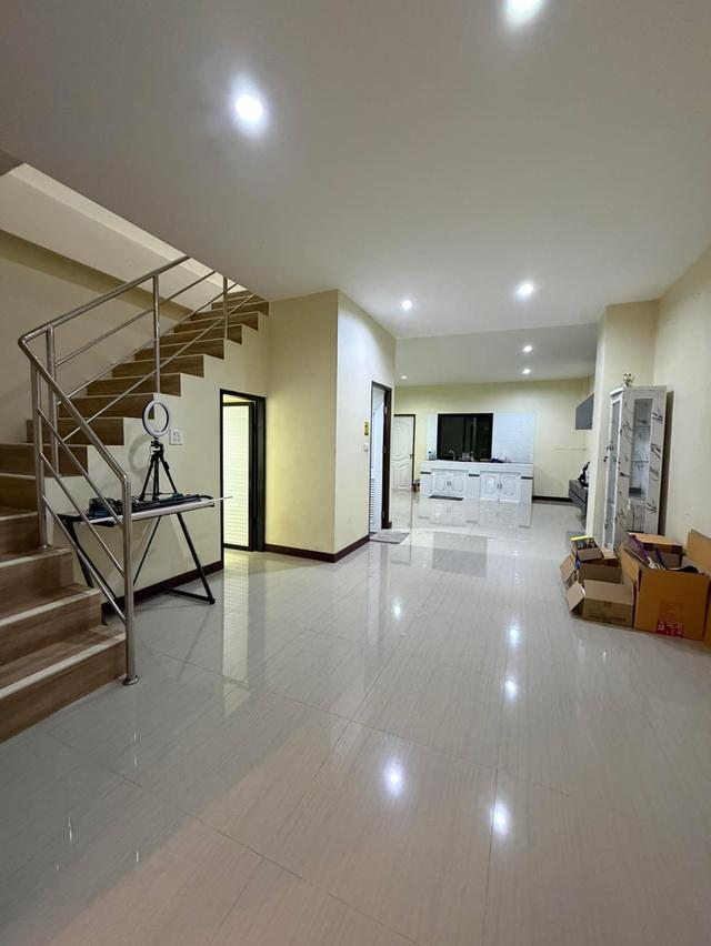 บ้านทาวน์โฮม2ชั้นใจกลางเมืองปราจีนบุรี 2