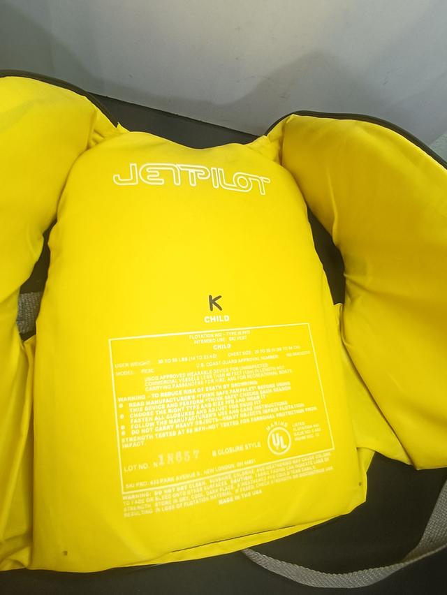 เสื้อชูชีพเด็ก Jetpilot แท้ USCG Approved สำหรับเด็ก 14-23 กก. สภาพดี รูปที่ 10