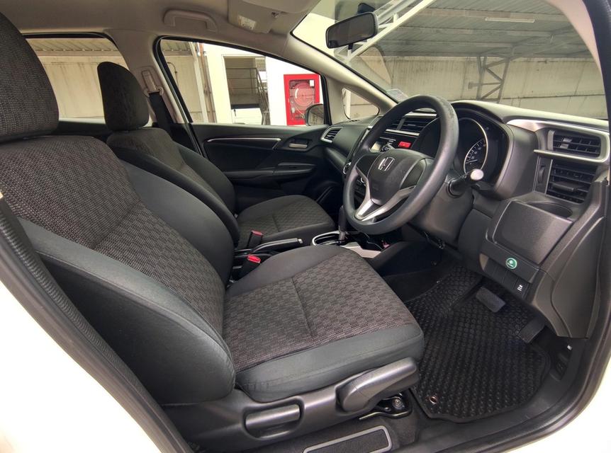 รหัสรถ CAT9304 2015 HONDA JAZZ 1.5S 16
