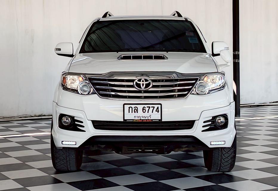 TOYOTA FORTUNER 2.5 V CHAMP 2WD เกียร์ออโต้ ปี2014 สีขาว 6