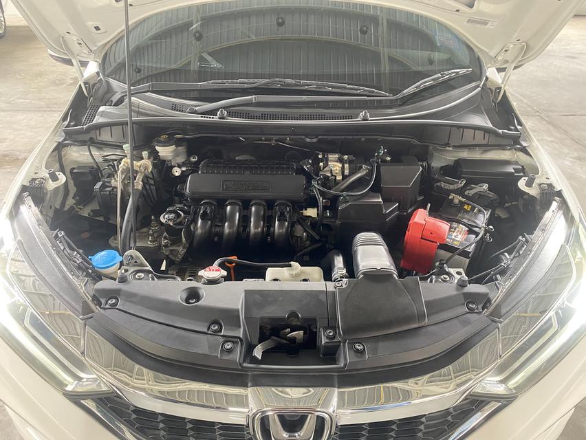Honda City (i-VTEC) 17