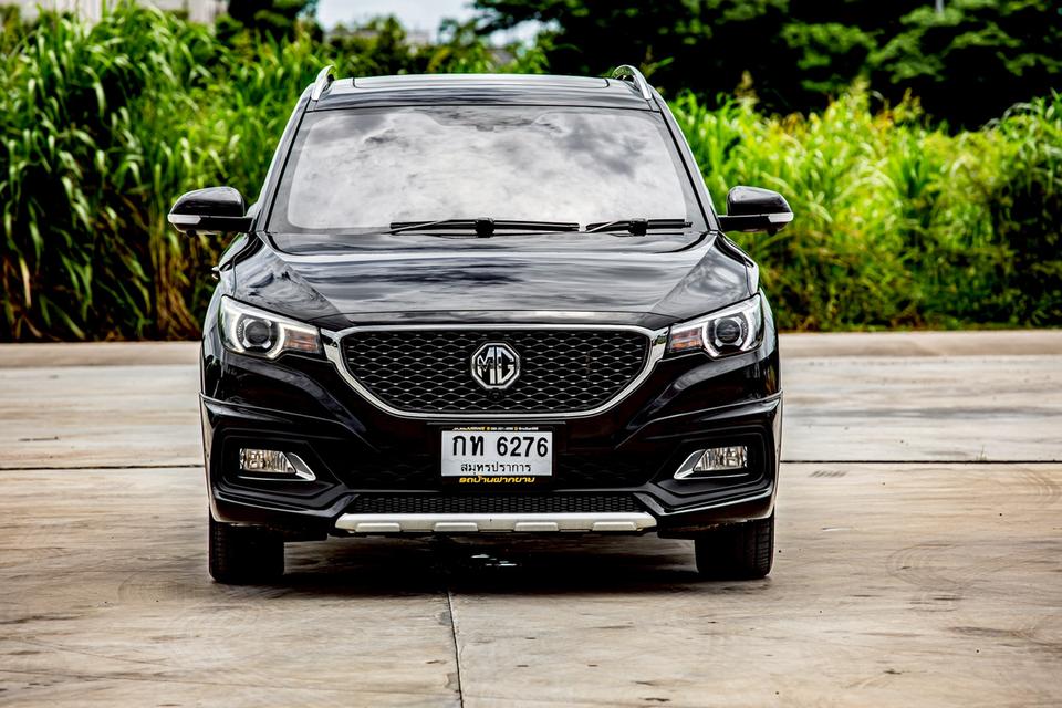 MG ZS 1.5X Sunloof ปี 2018 สีดำ รุ่นท๊อป