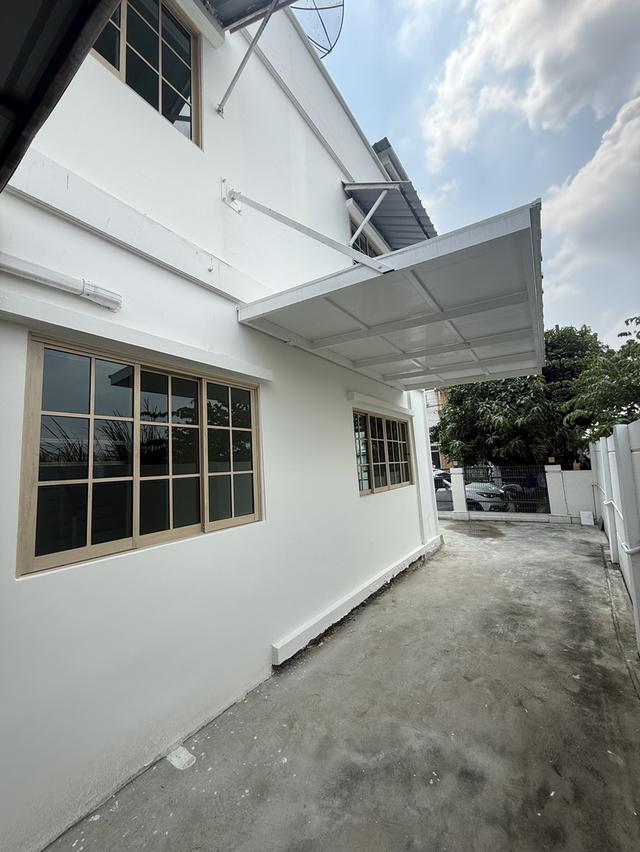 ทาวเฮาส์ 2 ชั้น หลังมุม 9