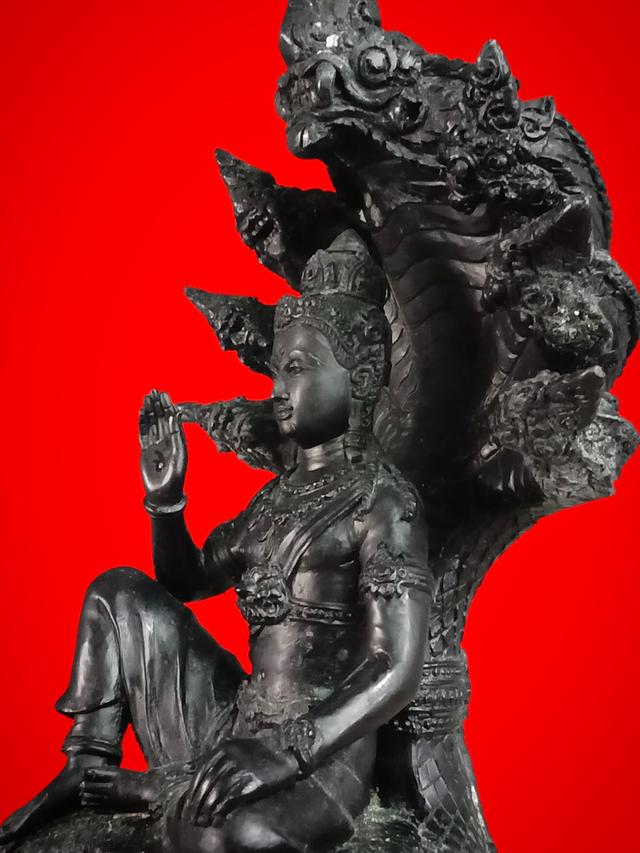 องค์พ่อจตุคามรามเทพรุ่นเทพประสิทธิ์มหาลาภ 50 เนื้อโลหะรมดำสภาพสวยเดิมๆสูง 14 นิ้วฐาน 6.5 นิ้วหน้าตัก 5 นิ้ว