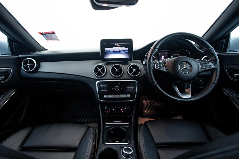รหัสรถ 1C927 CLA-CLASS 1.6 URBAN 2020 5