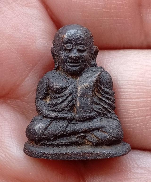 หลวงพ่อเงิน พิมพ์นิยม รูปที่ 14