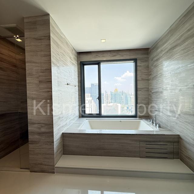 For SALE Q1 Sukhumvit 4beds size 296 sq.m. 8