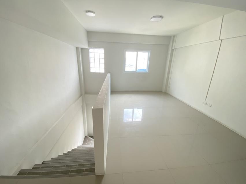 ทาวน์เฮ้าส์ อาคารพาณิชย์ 9