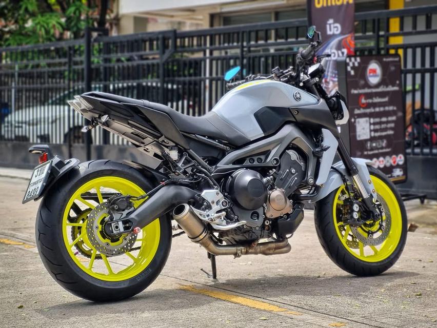 Yamaha MT09 สีเทา ปี 2018 5