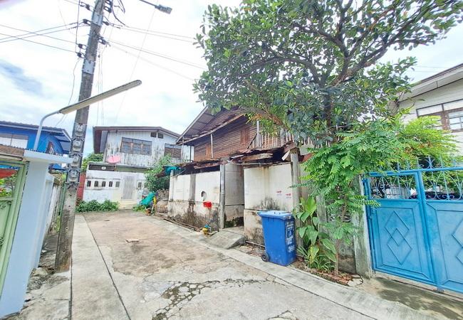 ขายที่ดิน ถนนสุขสวัสดิ์ ซอย 40 เนื้อที่ 69 ตร.ว. ถมแล้ว ราคาต่อรองได้