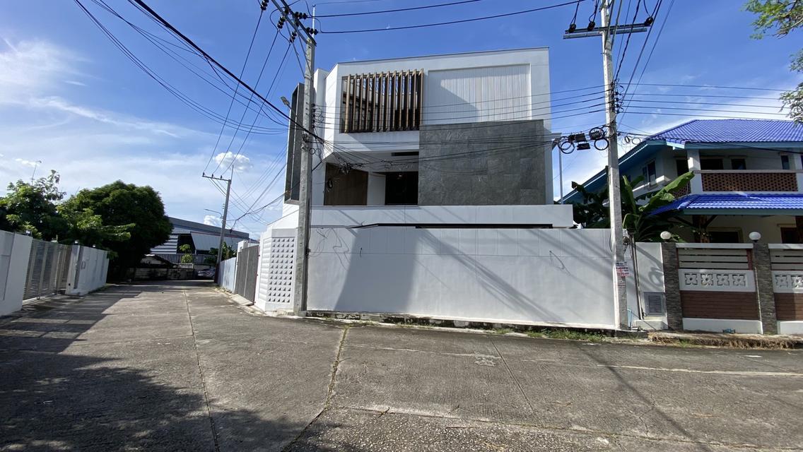 ที่ดินพร้อมสิ่งปลูกสร้าง 8