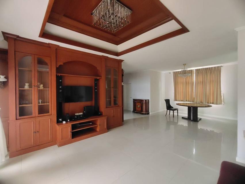 ให้เช่าบ้านเดี่ยว 2ชั้นเนื้อที่ 60ตร.ว พื้นที่ใช้สอย 200ตร.ม 3ห้องนอน 3ห้องน้ำ เฟอร์ครบ ถนนเฉลิมพระเกียรติ ร.9 สวนหลวง ร.9  ราคาเช่า 35,000 บ/ด 17