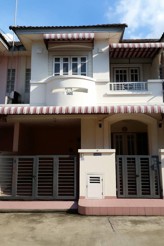 ขายบ้านทาวน์เฮ้าส์ รังสิตคลอง 3 ถูกสุดในโครงการ 1