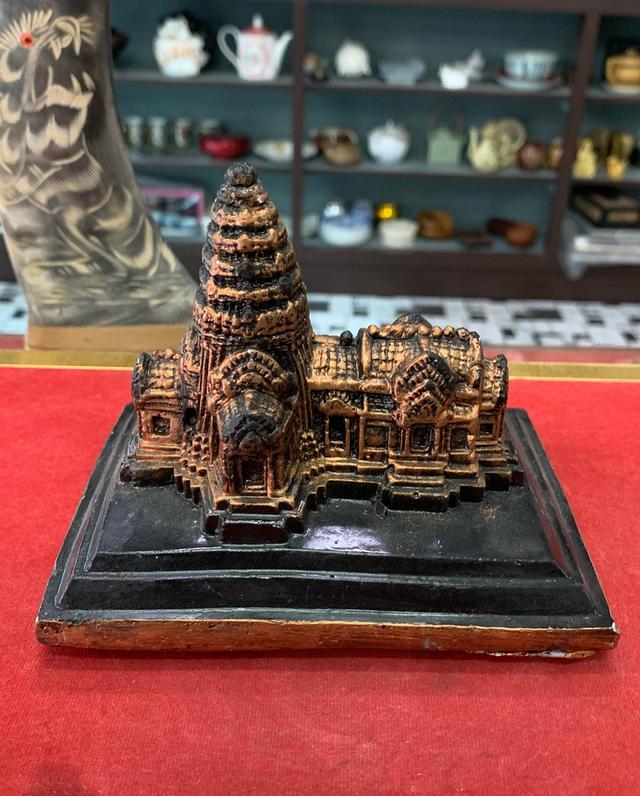 รูปปั้นปูน เขาพนมรุ้ง 2
