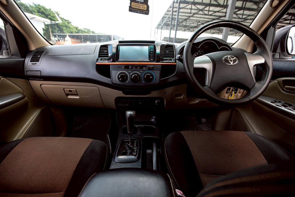 Toyota Vigo Prerunner 2.5E TRD Double Cab เกียร์ Auto ปี 2013 สีขาว 15