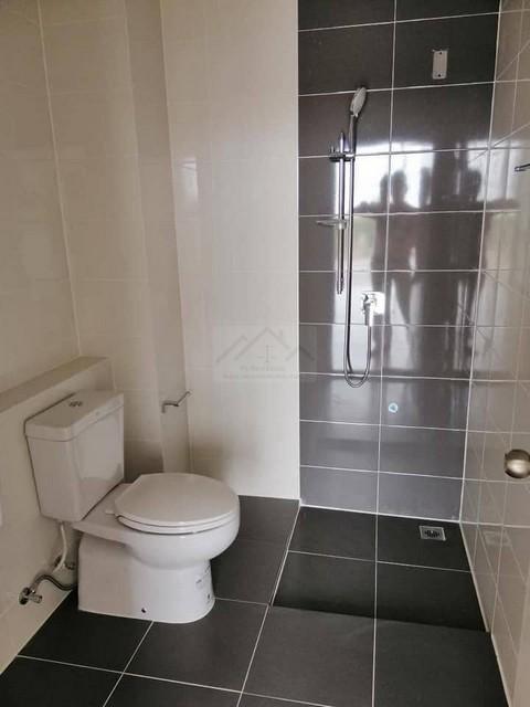 ให้เช่าโฮมออฟฟิศ 3.5 ชั้น 250 ตรม. ซิตี้ ลิงค์ พระราม9-ศรีนครินทร์ คู่ขนานกาญจนาภิเษก **ตึกอยู่ด้านหน้าโครงการ ติดถนนคู่ 8