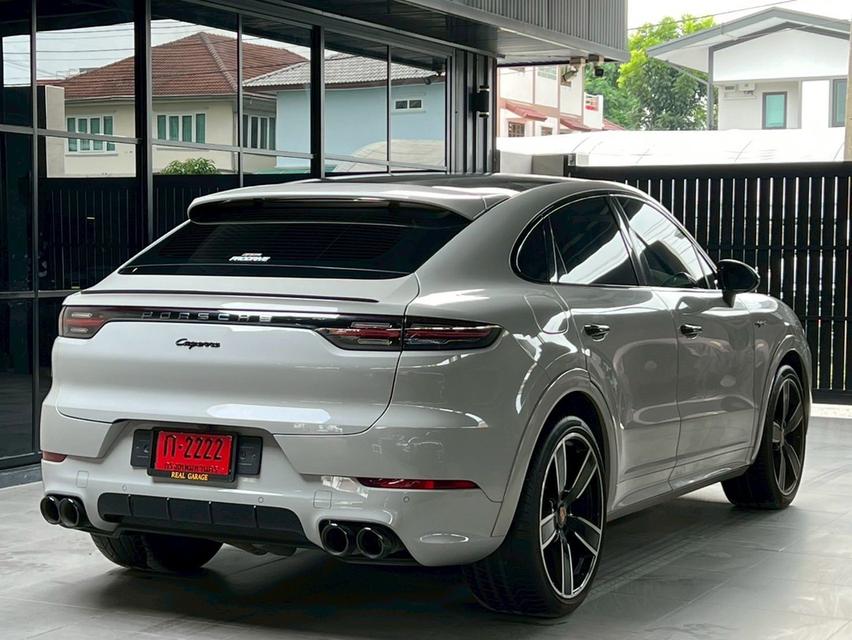 Porsche CAYENNE 3.0 E-Hybrid Coupe 4WD SUV 3