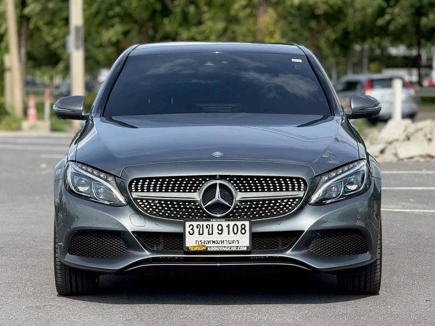 Mercedes Benz C350e AMG 2018 รถสวย ใช้น้อยมากๆ ใหม่จริงๆ คุ้มสุดๆ