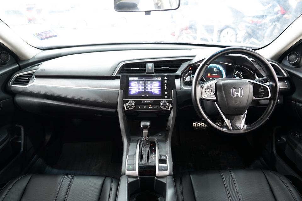 HONDA CIVIC 1.8 EL AT ปี 2016 สีขาว 4