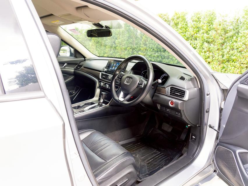 Honda Accord 1.5 EL Turbo ปี 2019  9